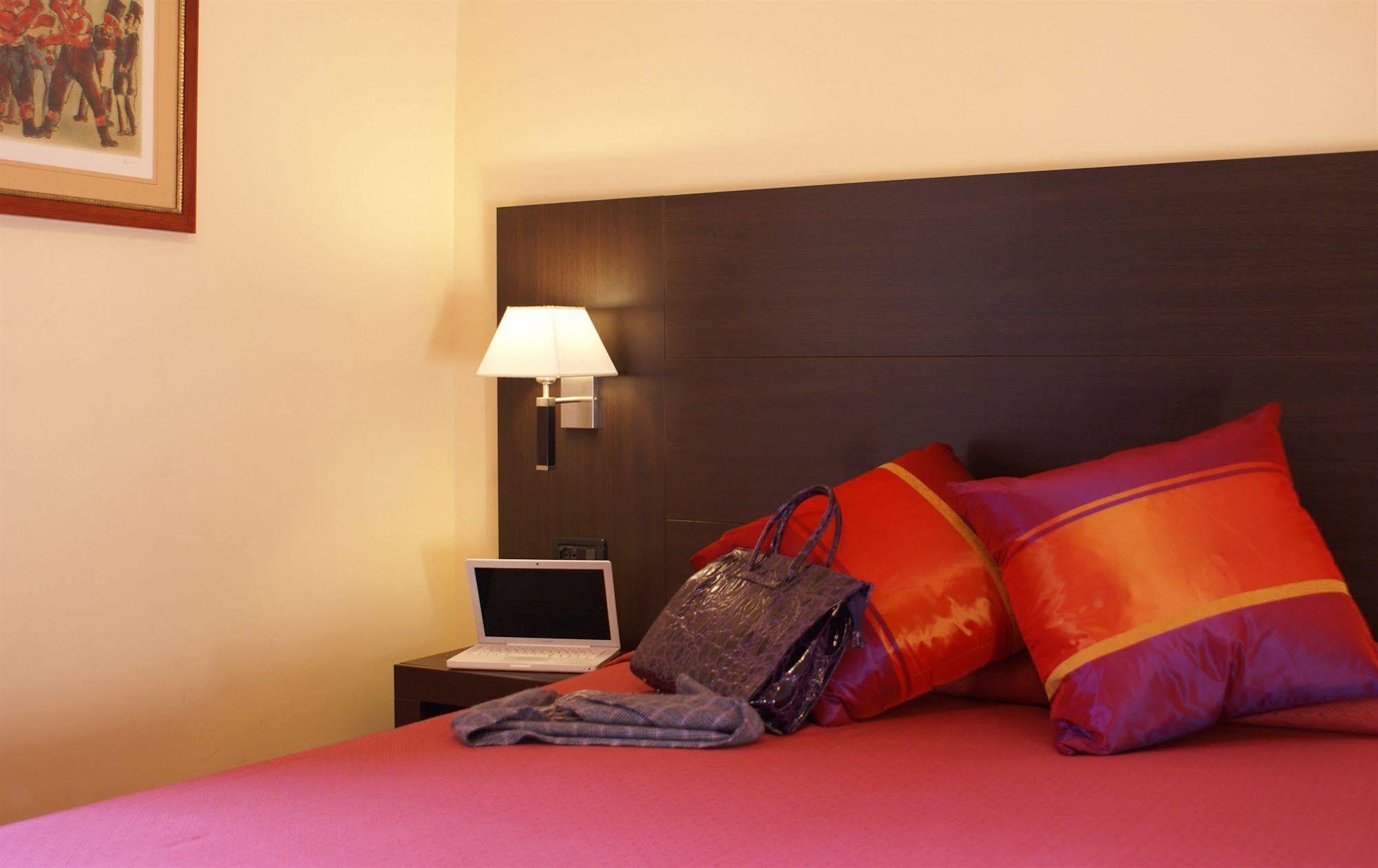 Hotel Versailles Rome Bilik gambar