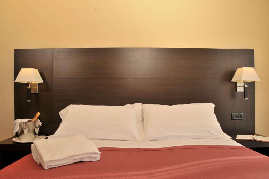 Hotel Versailles Rome Bilik gambar